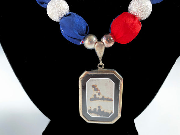 Pendant Necklace Shadow silk print  with intarsia Red & Blue, insert Picture Stone